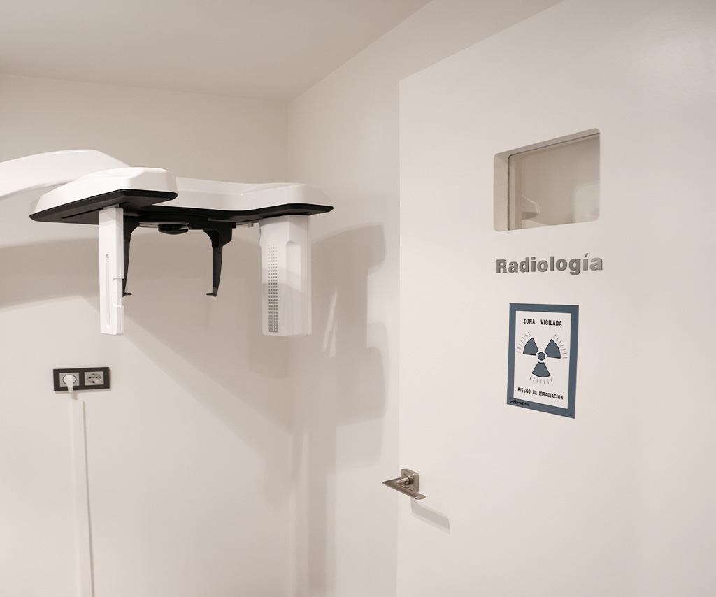 instalaciones 10 clinica dental pico blanco en carballo