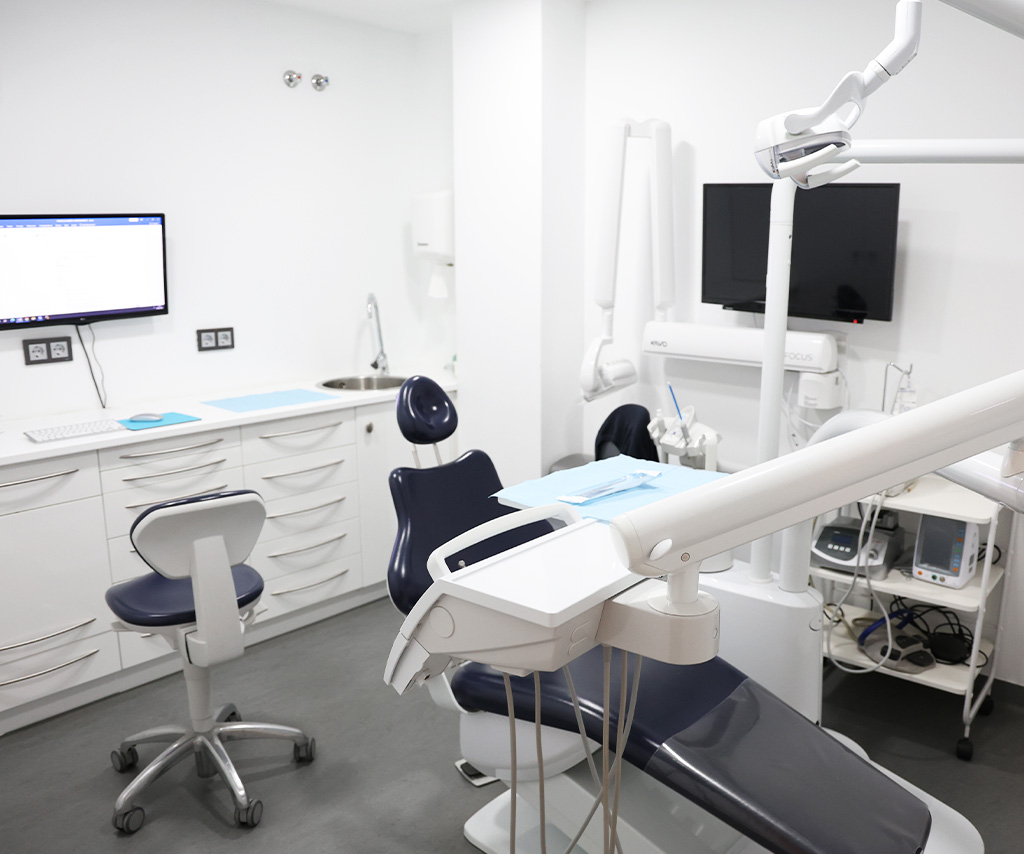 instalaciones 5 clinica dental pico blanco en carballo